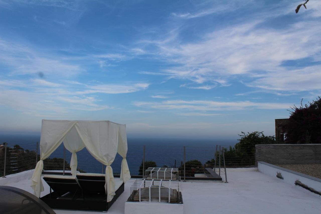 Villa Clicla - Pool, Sea,Hommock Swing And Laziness 임페리아 외부 사진